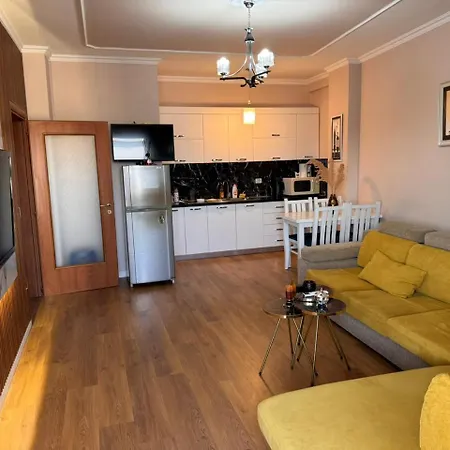 Mara House Apartament *